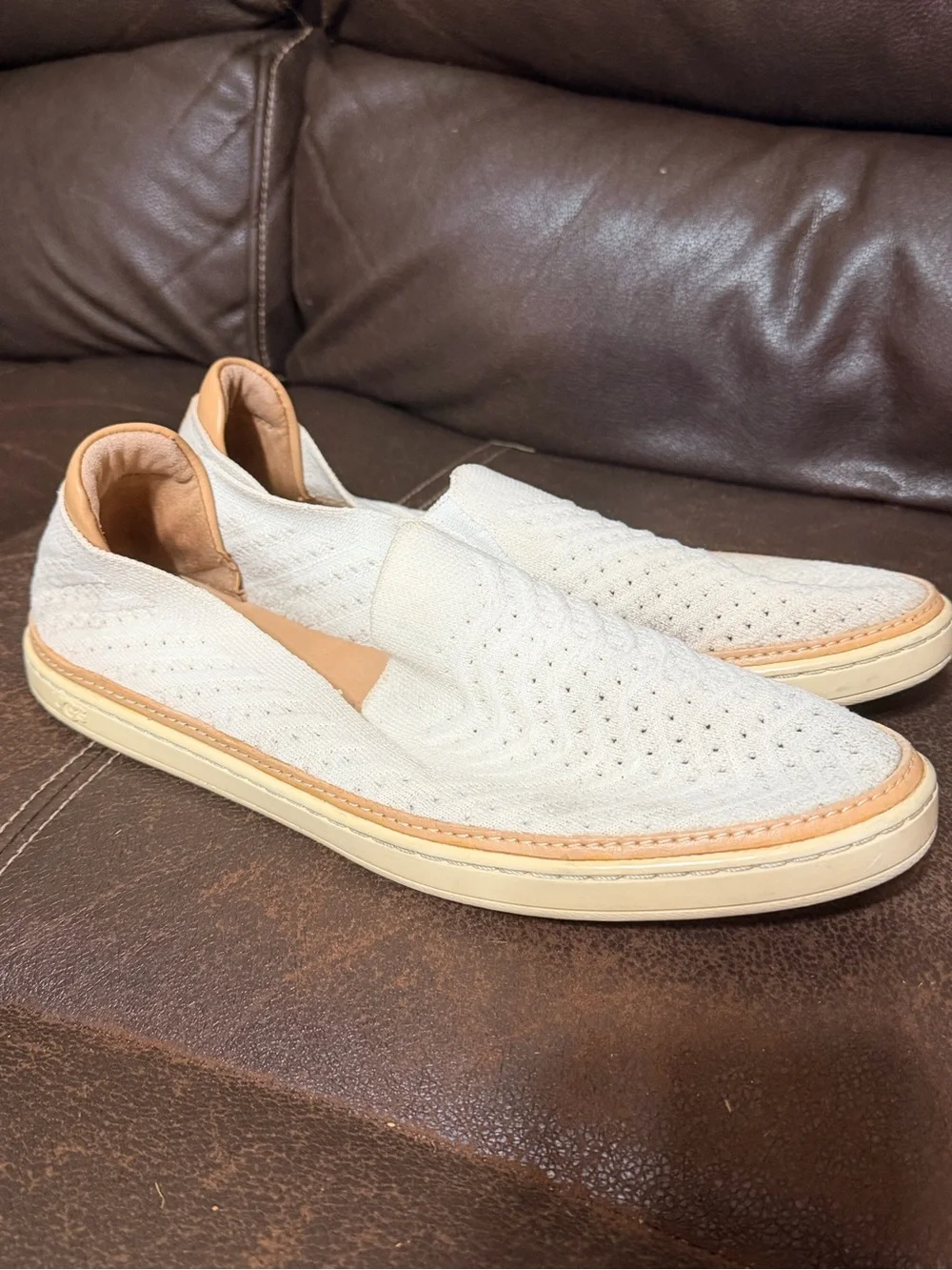 UGG Men's Cream/Tan Perforated Knit Slip-On Loafers size 11